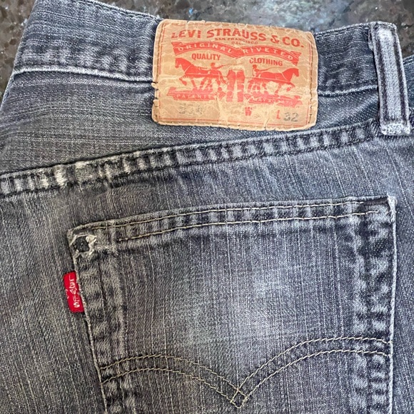 Levi’s 514 distressed jeans - Picture 3 of 9